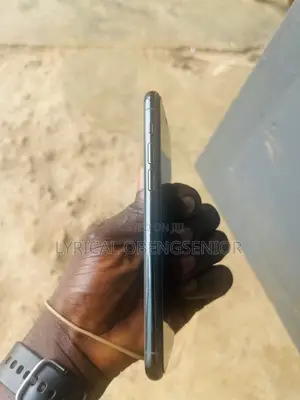 Apple iPhone 11 Pro 64 GB Green