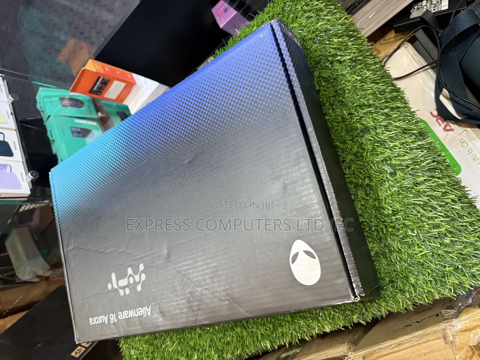 Laptop Dell Alienware 16 Aurora 32GB Intel Core 7 SSD 1T