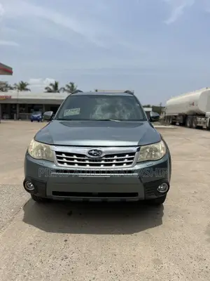 Subaru Forester 2013 Gray