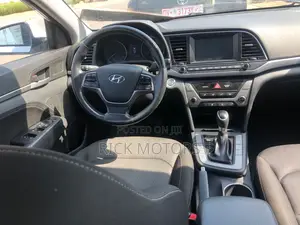 Hyundai Elantra Sport 2018 White