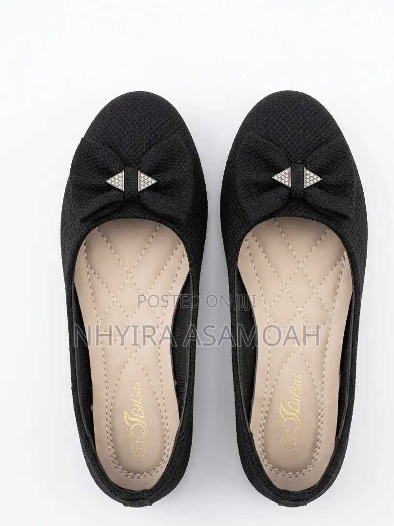 Black Textured Bow Flats (Size 39 Wide) - Almost New