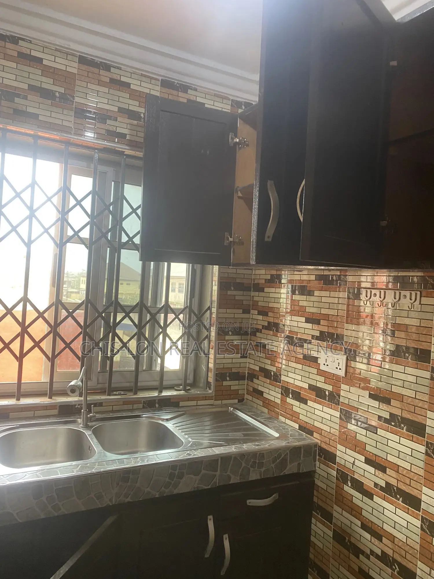 1bdrm Apartment in Chis-Lon Broker’S, New Market for rent
