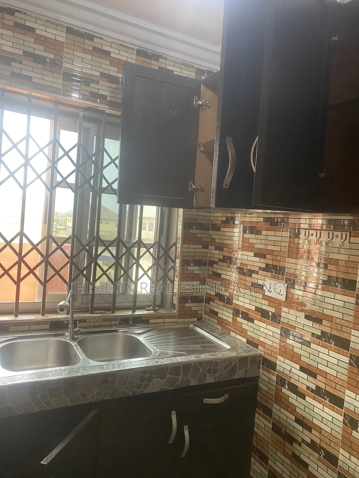 1bdrm Apartment in Chis-Lon Broker’S, New Market for rent