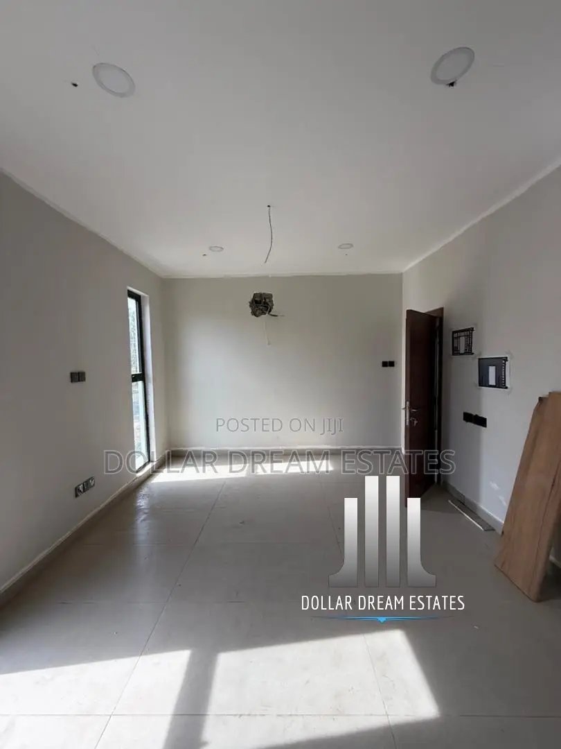 4bdrm House in Airport Residential Area for sale