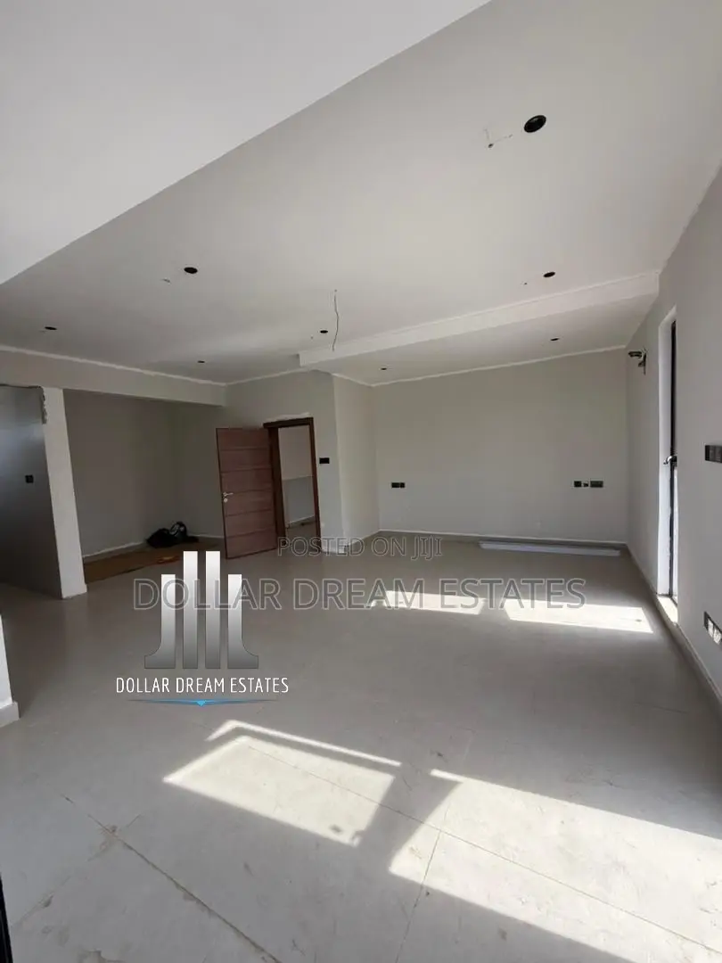 4bdrm House in Airport Residential Area for sale