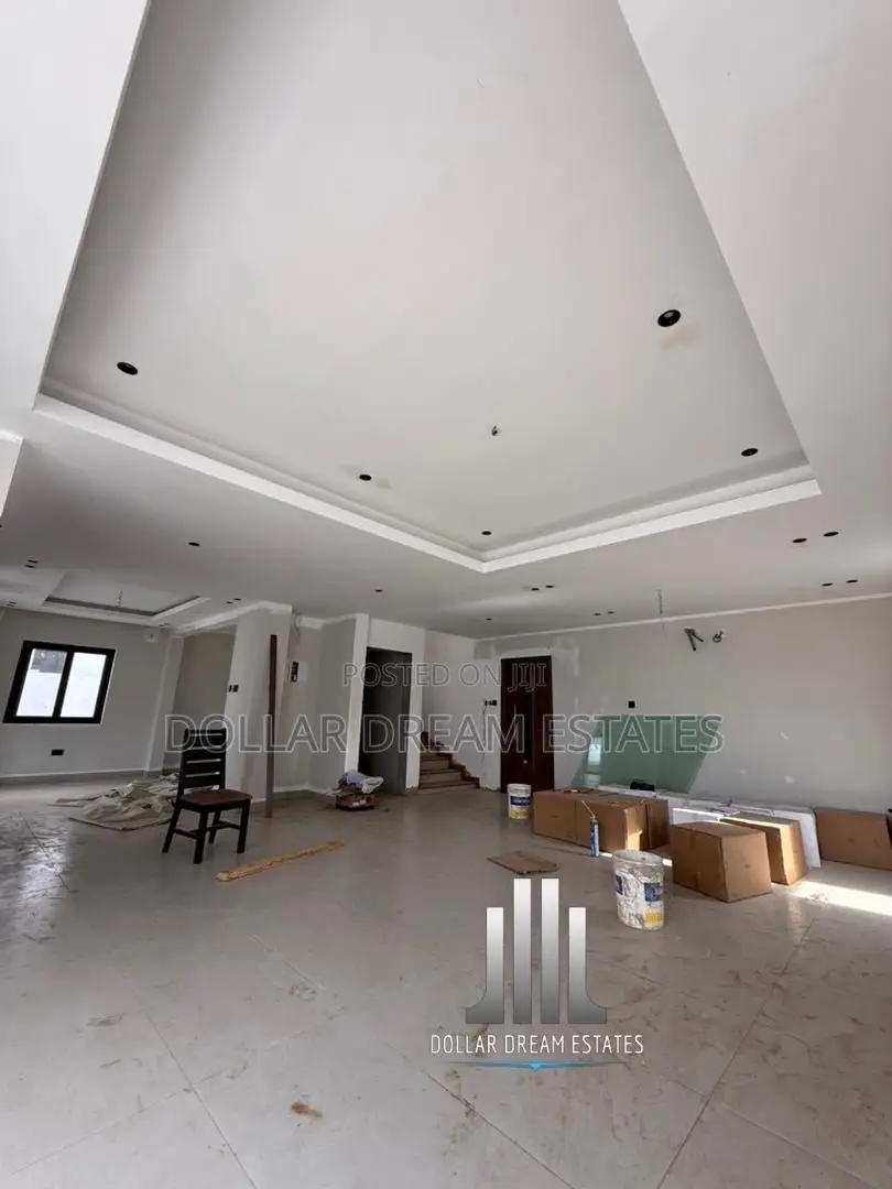 4bdrm House in Airport Residential Area for sale