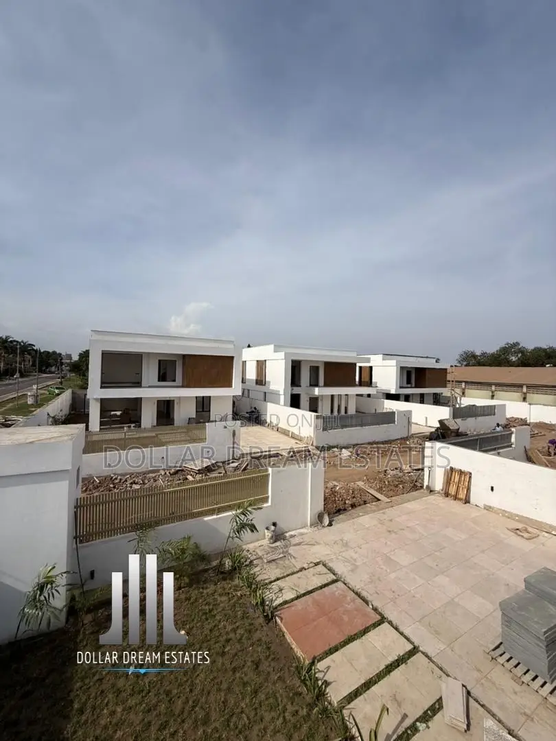 4bdrm House in Airport Residential Area for sale