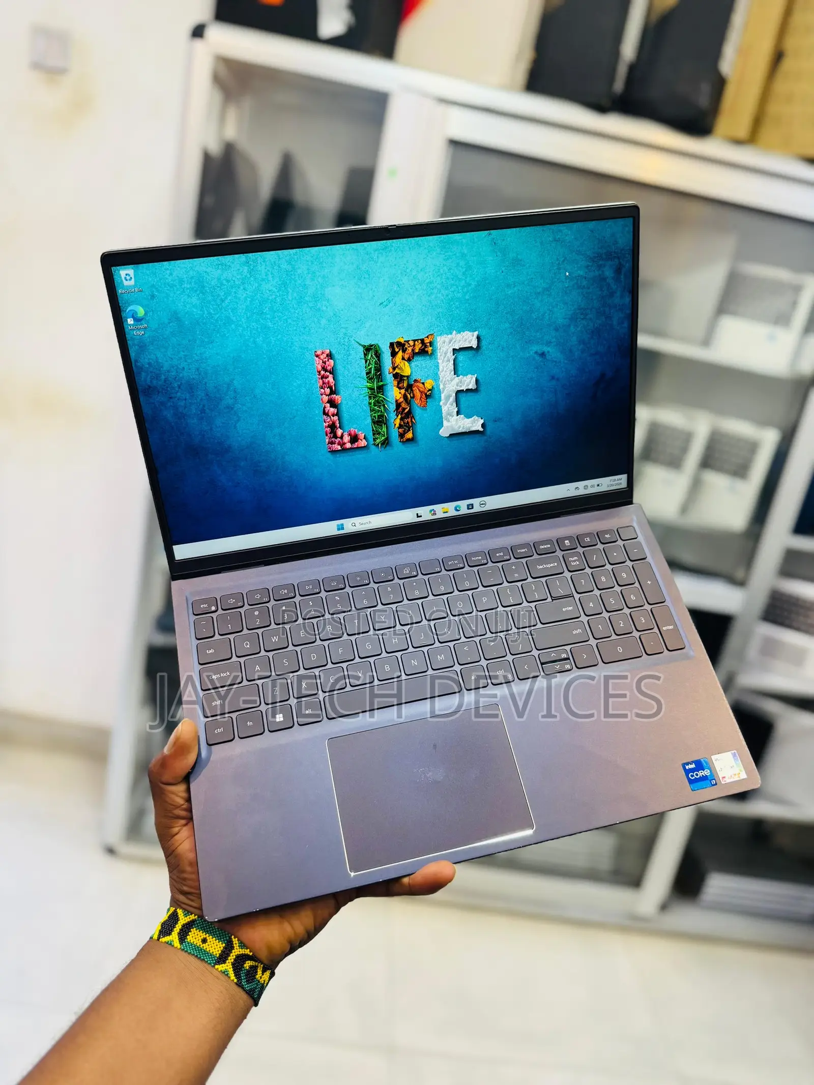 Laptop Dell Vostro 15 5568 16GB Intel Core i7 SSD 512GB