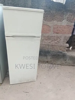 Privileg Double Door Fridge. Top Freezer.