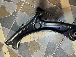 Original Honda HRV Lower Arm Fits 2016,2017,2018,2019,2020-2022