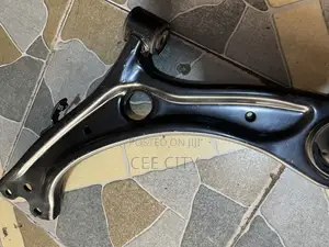 Original Honda HRV Lower Arm Fits 2016,2017,2018,2019,2020-2022
