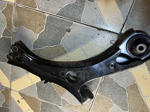 Original Honda HRV Lower Arm Fits 2016,2017,2018,2019,2020-2022