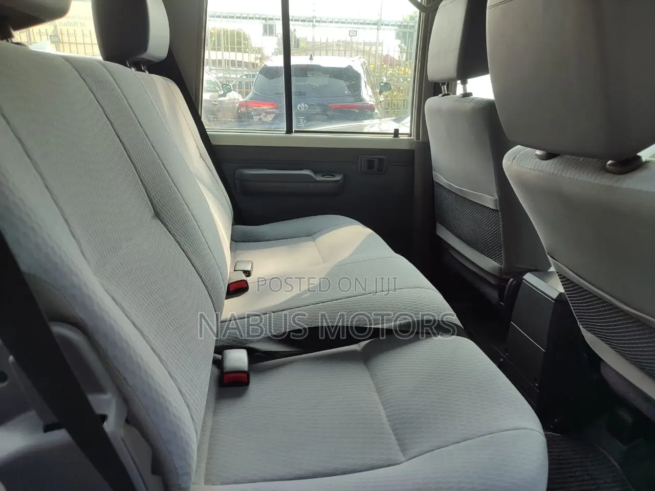Toyota Land Cruiser 79 Series 2017 White