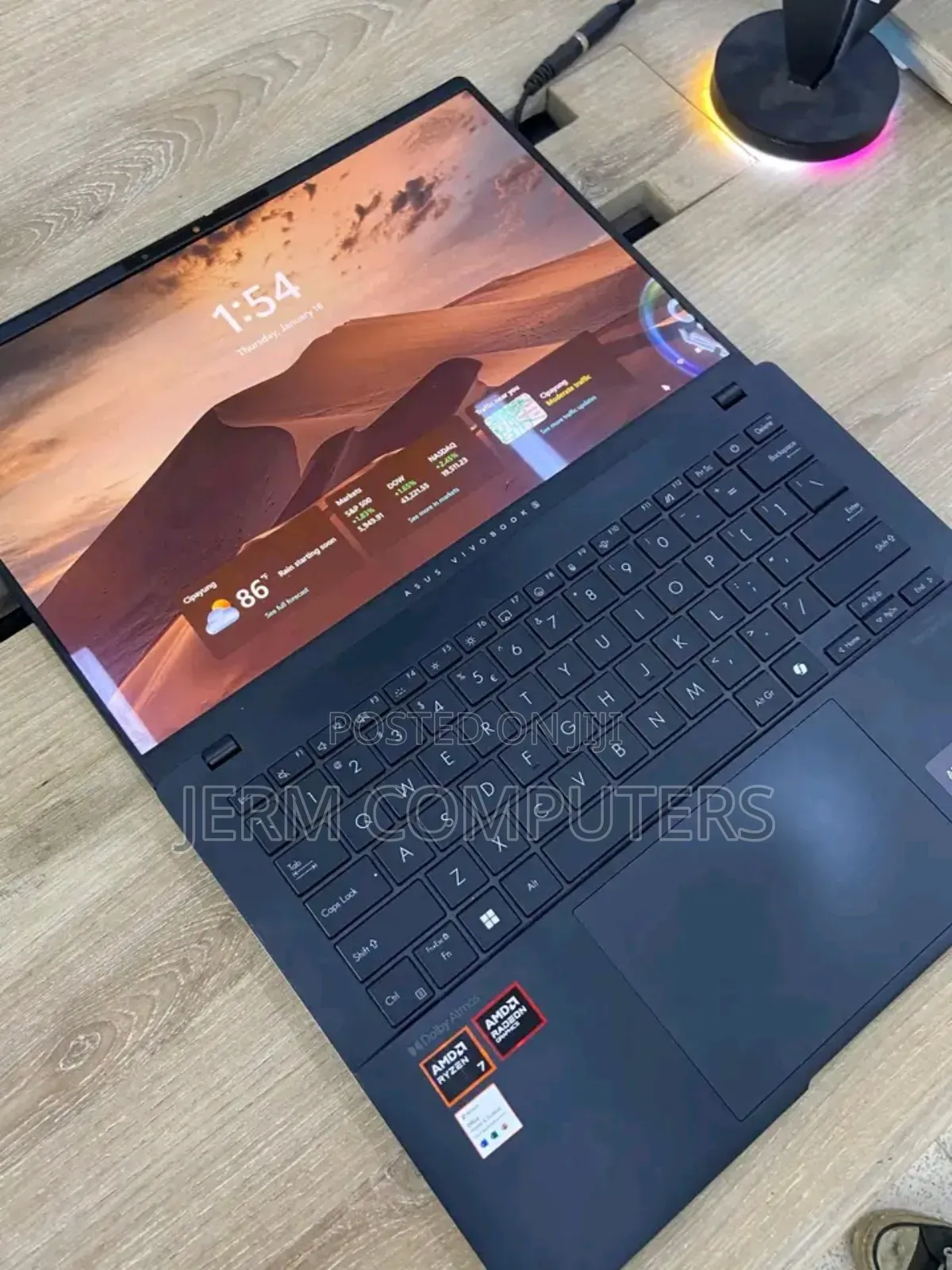 New Laptop Asus VivoBook 15 X505BA 16GB AMD Ryzen 7 SSD 1T