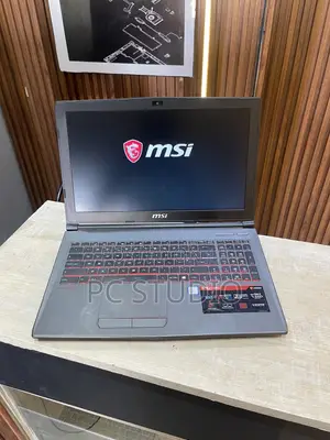 Laptop MSI GF62 8RD 8GB Intel Core i5 HDD+SSD 512GB