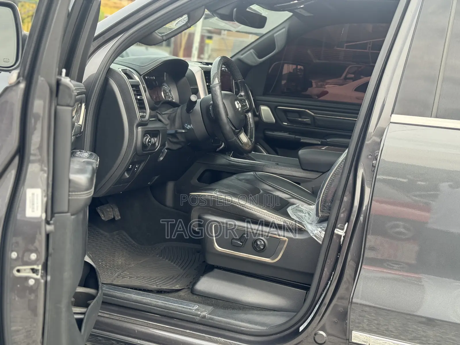 Dodge RAM 1500 6.2 Petrol AWD 2020 Gray