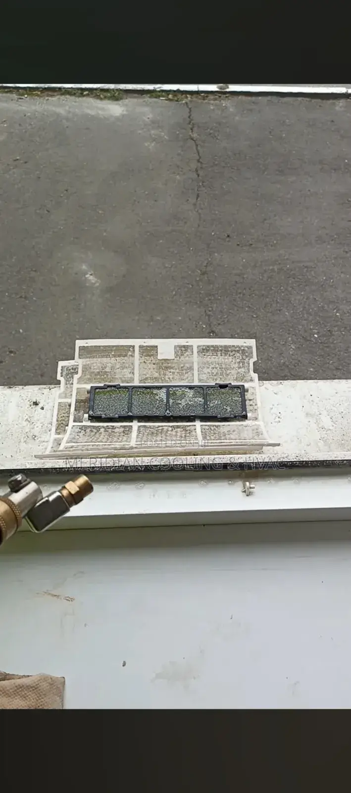 Air Conditioning Cleaning Washing Serving