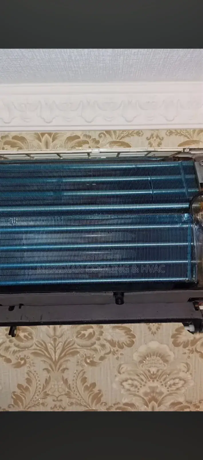Air Conditioning Cleaning Washing Serving