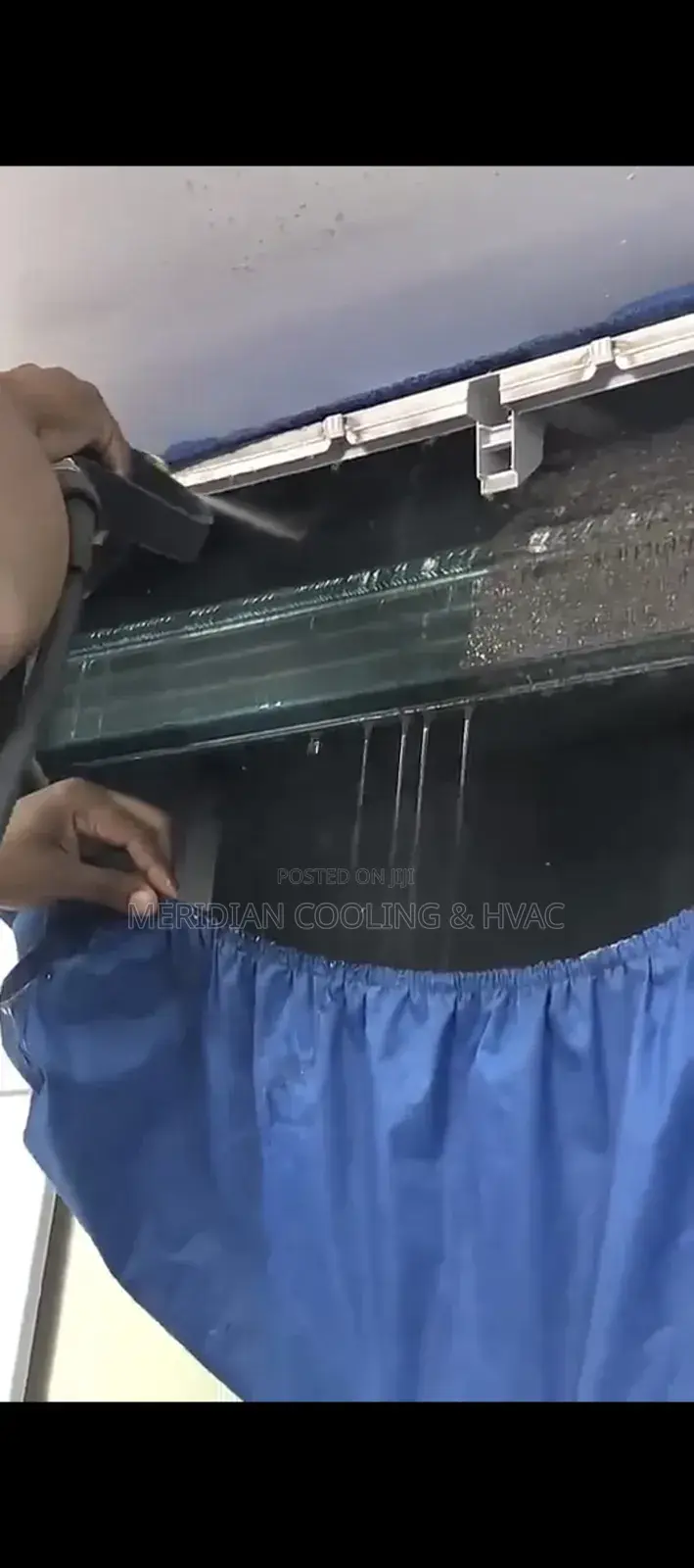 Air Conditioning Cleaning Washing Serving
