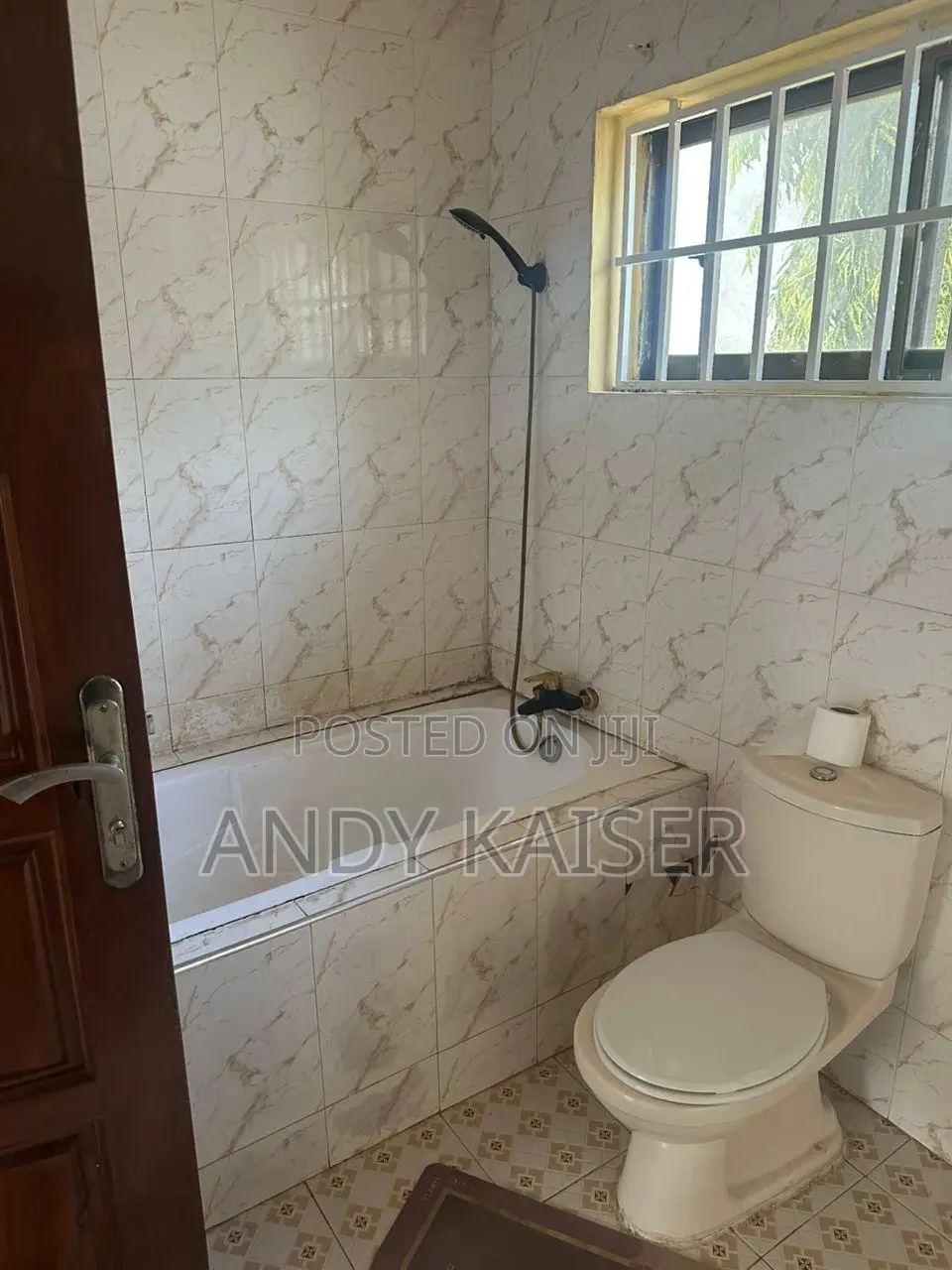 3bdrm Apartment in Police Station for sale