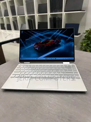 New Laptop HP Spectra 13 16GB Intel Core i7 SSD 512GB