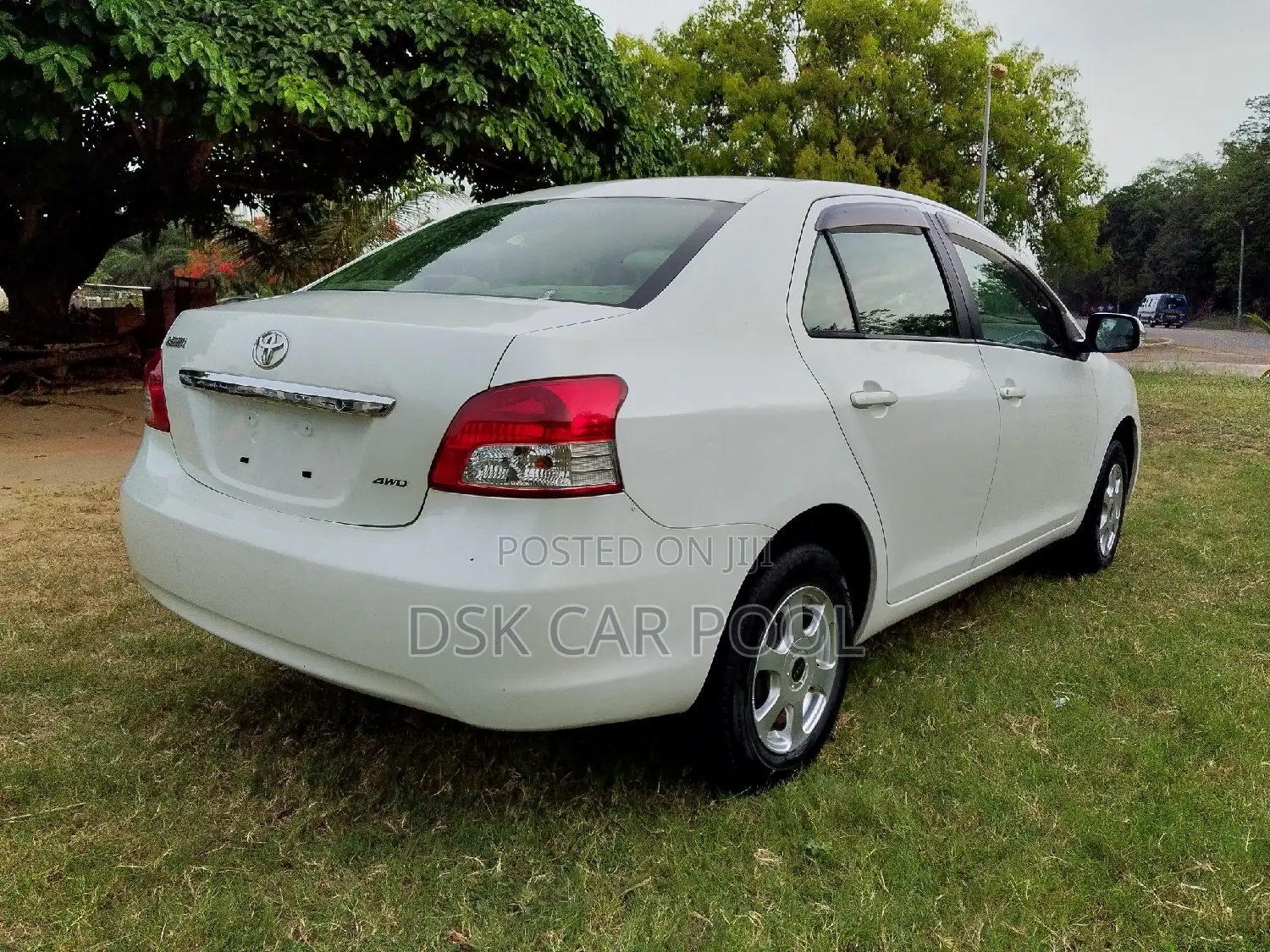 Toyota Belta 2010 White