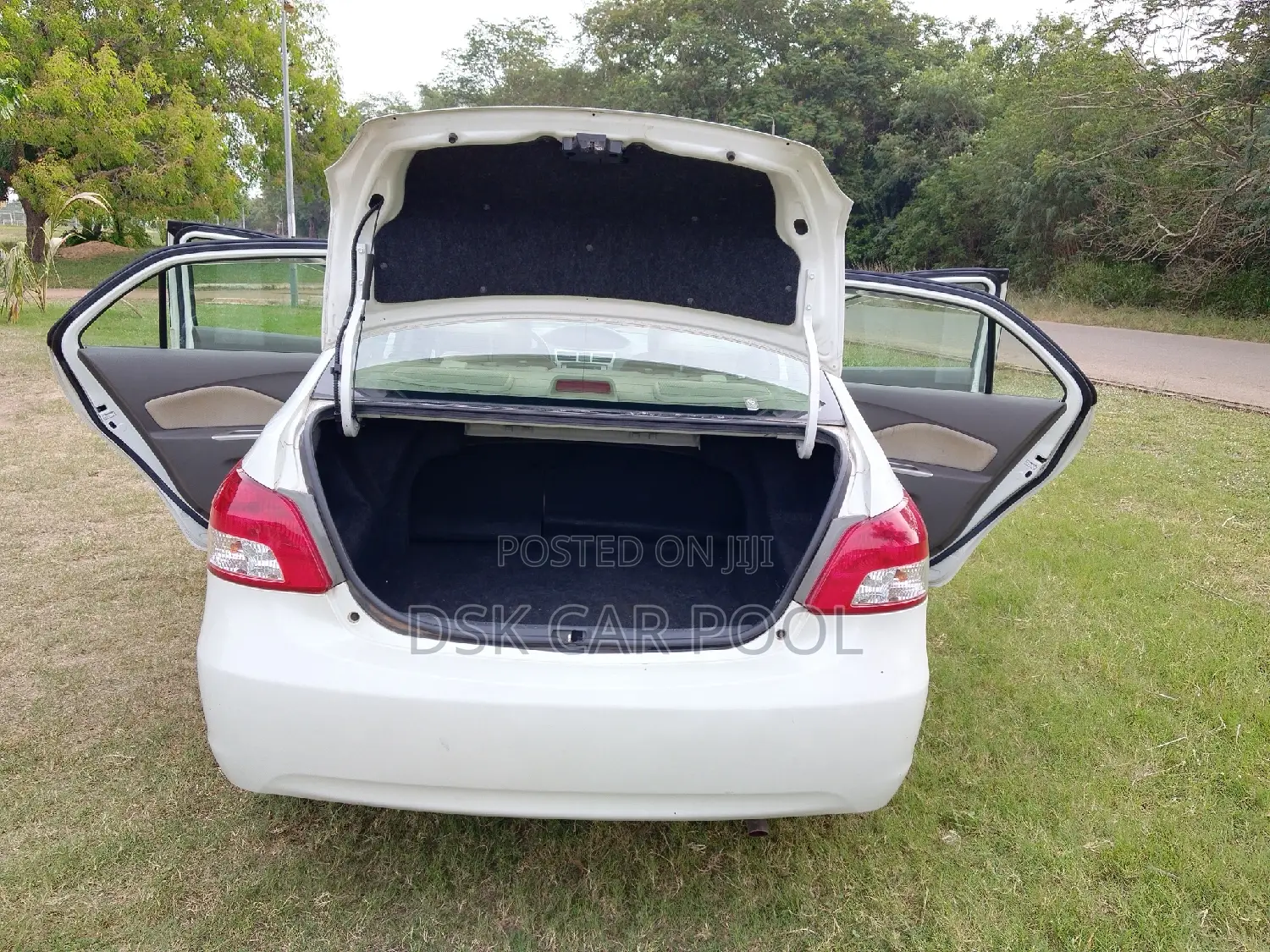 Toyota Belta 2010 White