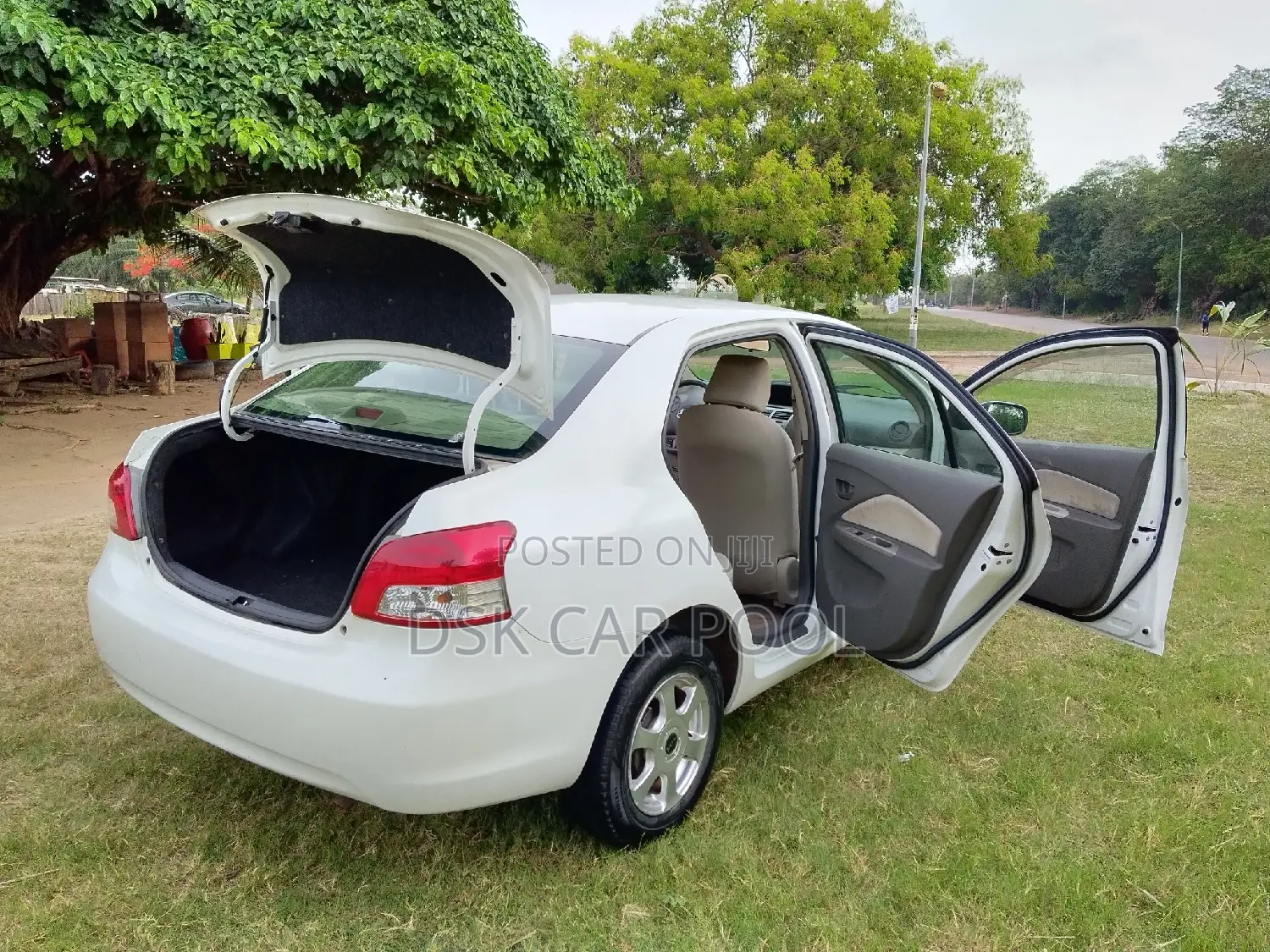 Toyota Belta 2010 White