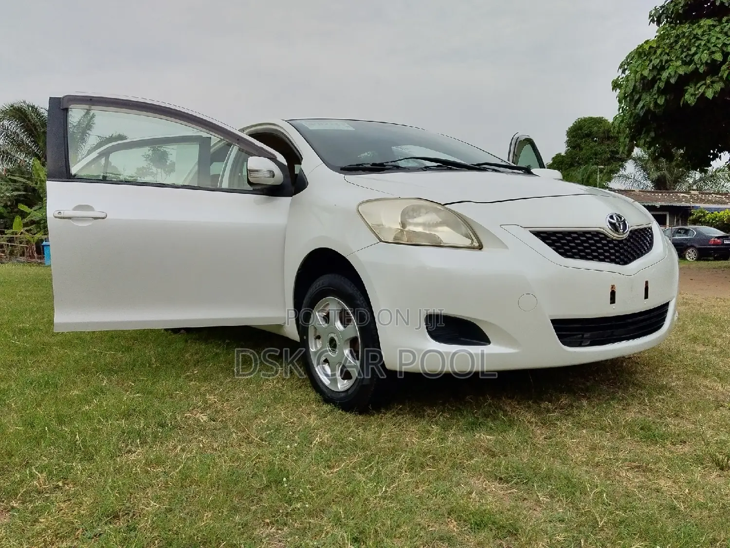 Toyota Belta 2010 White