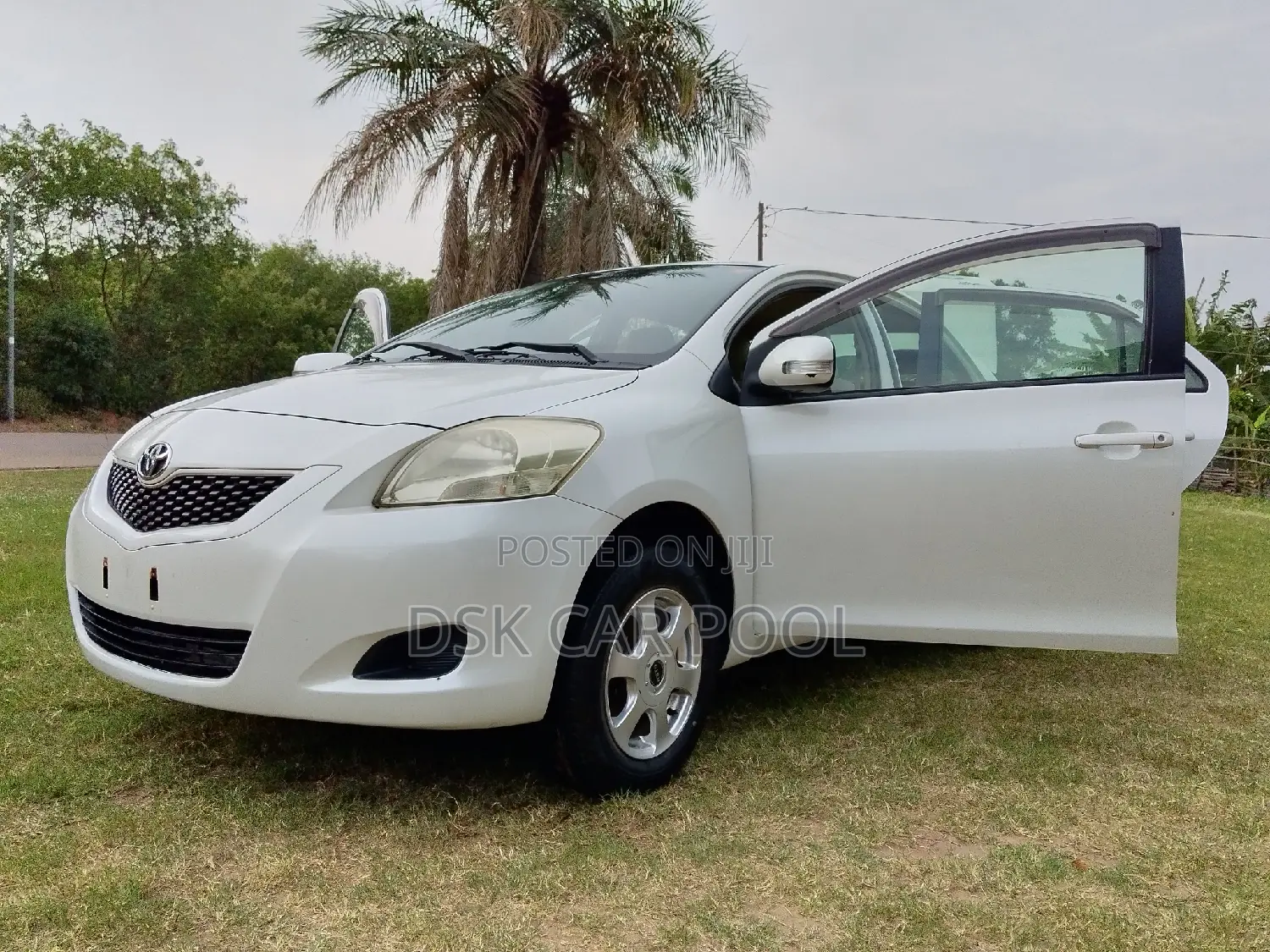 Toyota Belta 2010 White
