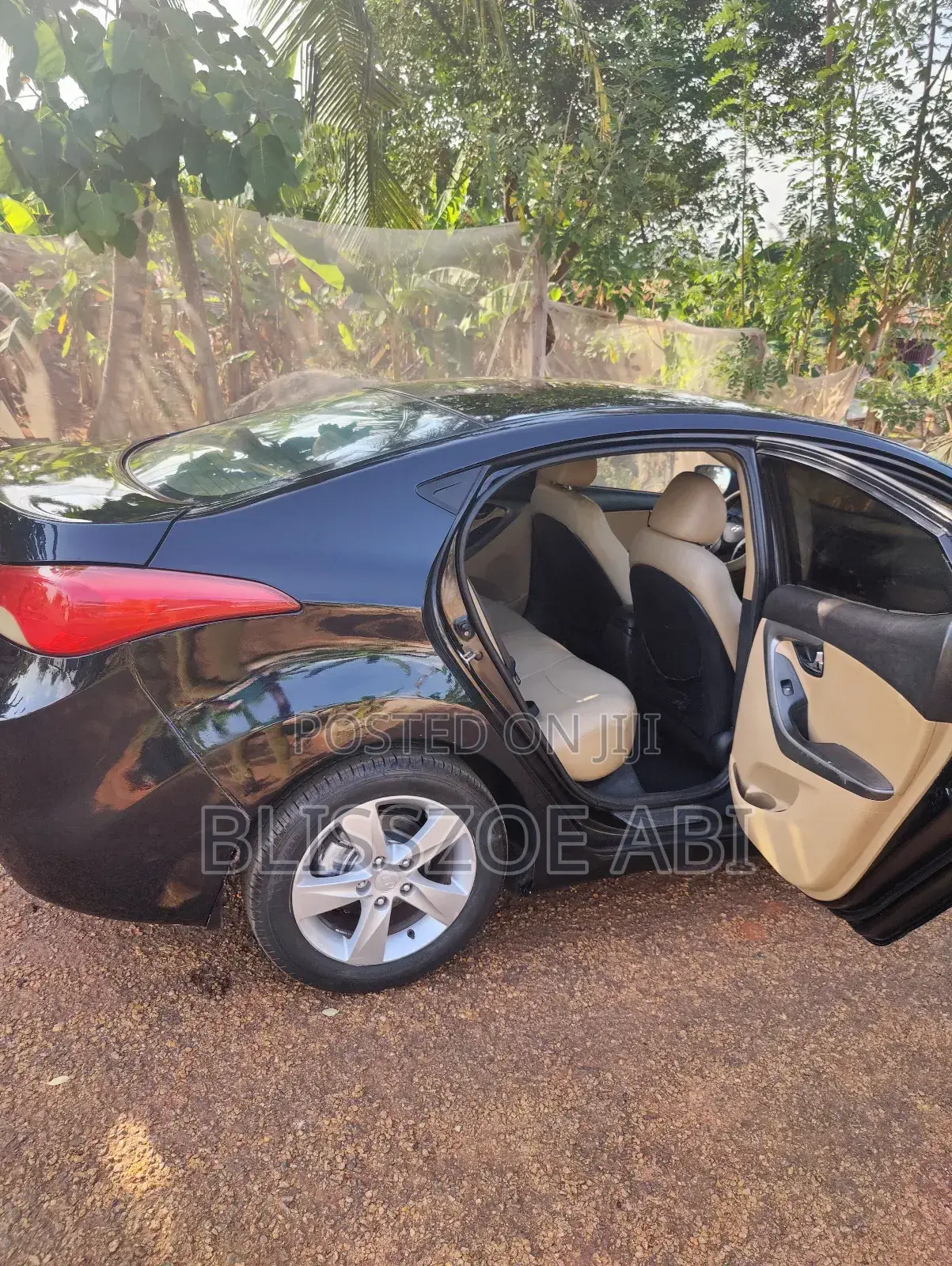 Hyundai Elantra 2013 Black