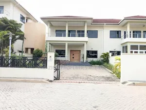 5bdrm House in Cantonment, Acquinas for rent