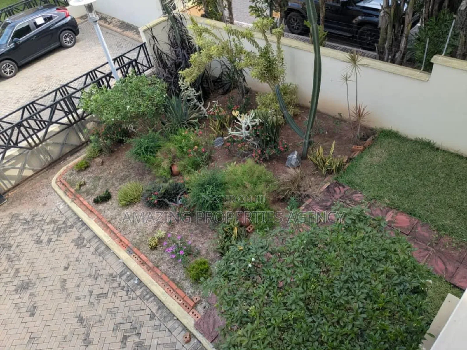 5bdrm House in Cantonment, Acquinas for rent