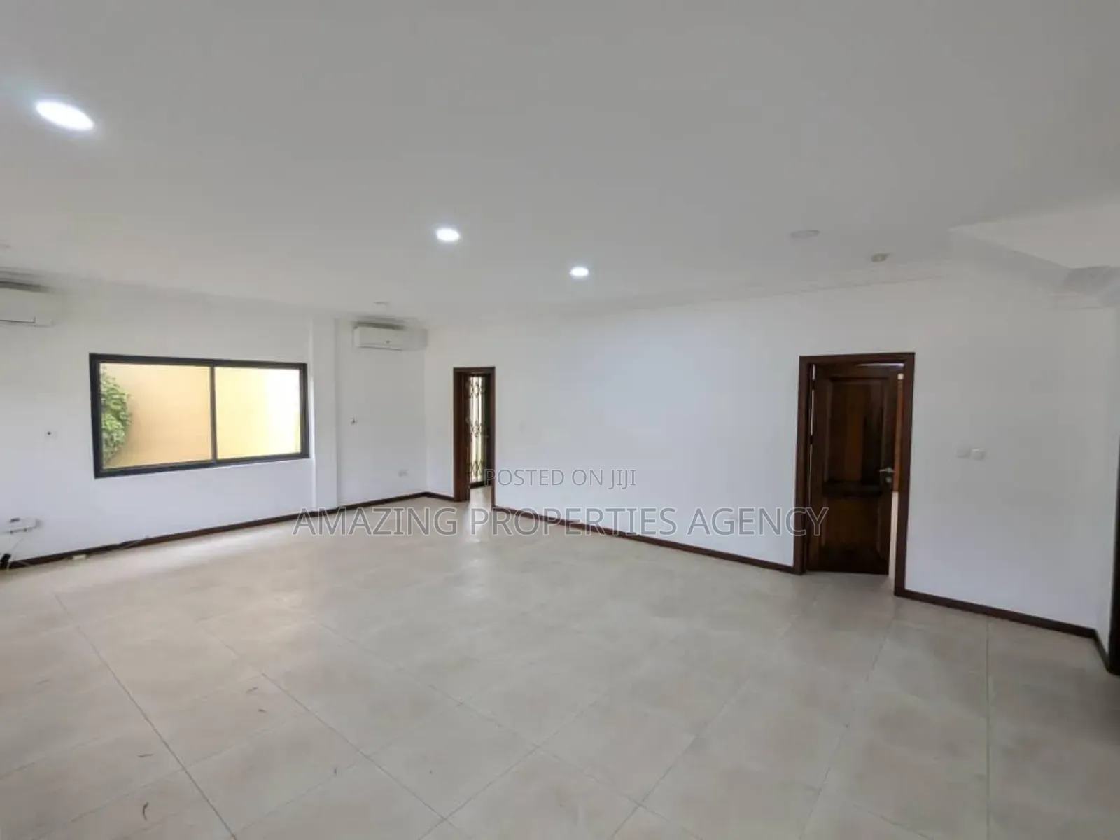 5bdrm House in Cantonment, Acquinas for rent