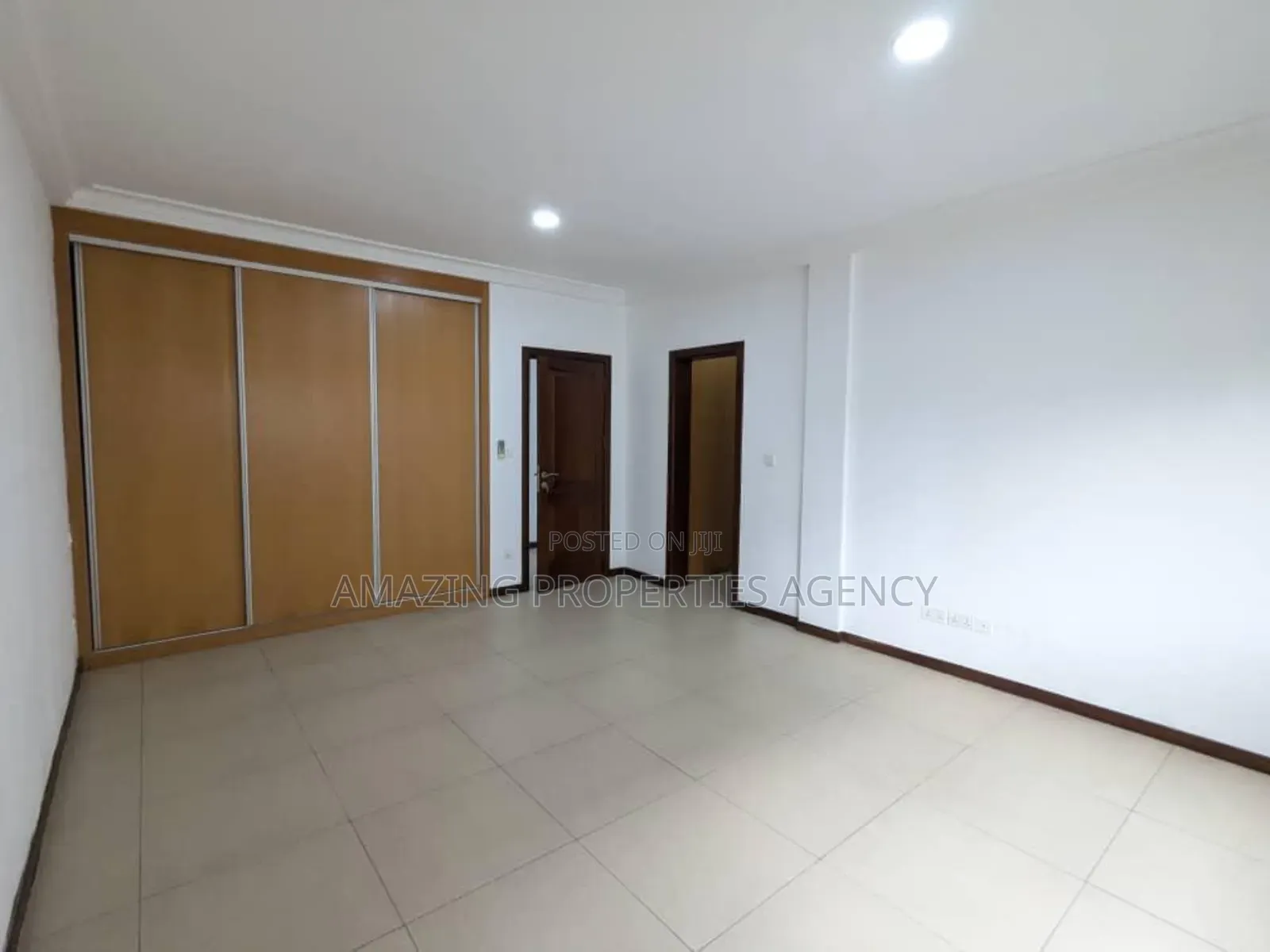 5bdrm House in Cantonment, Acquinas for rent