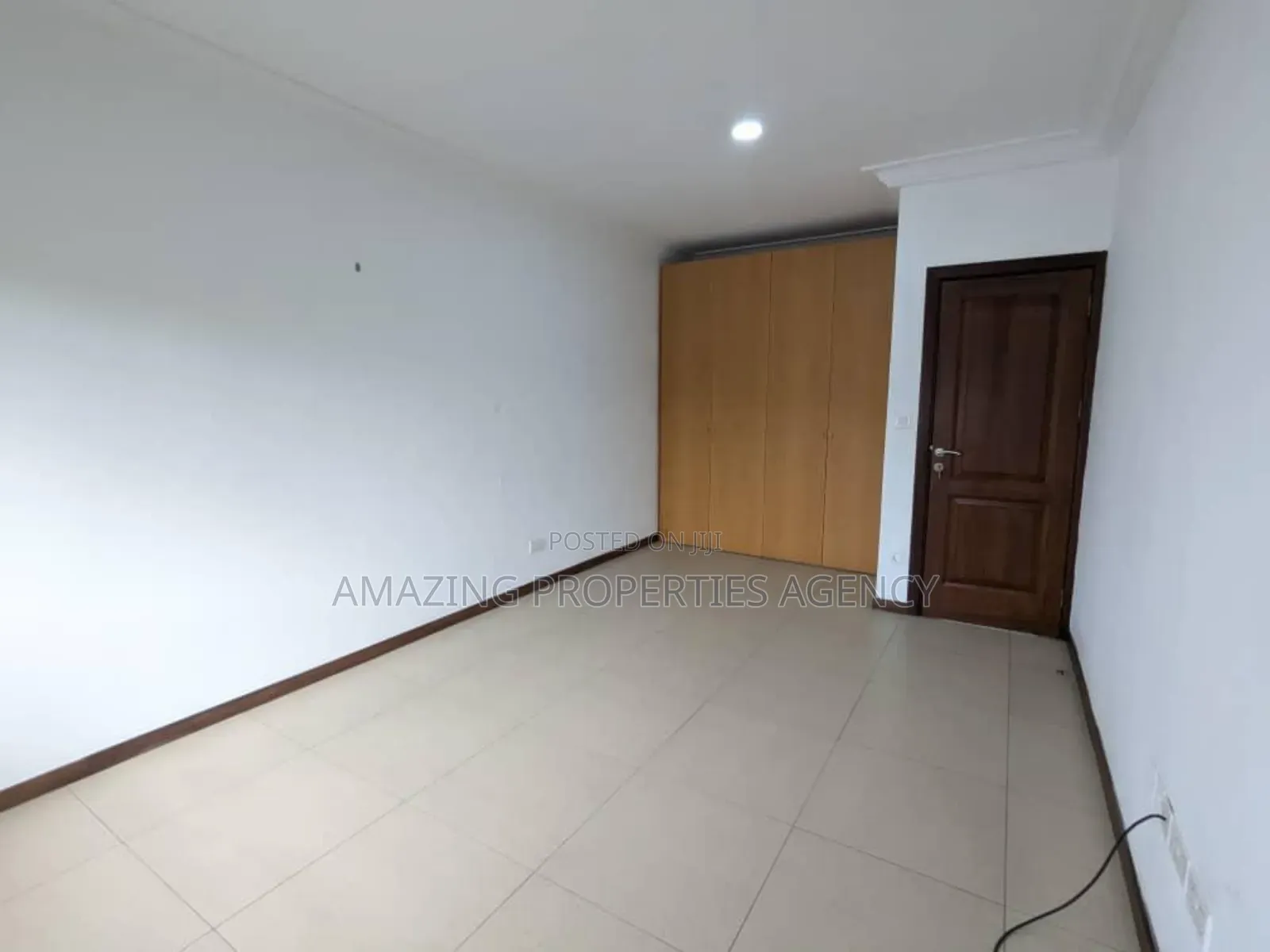 5bdrm House in Cantonment, Acquinas for rent