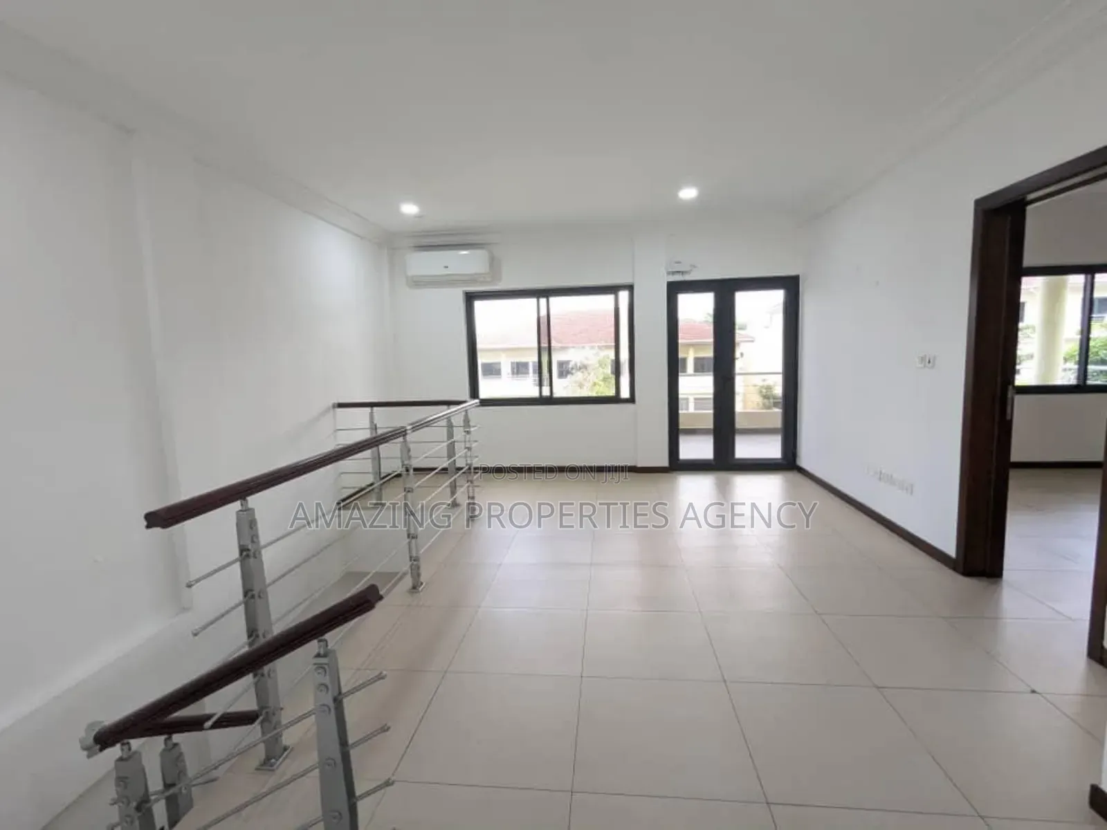 5bdrm House in Cantonment, Acquinas for rent