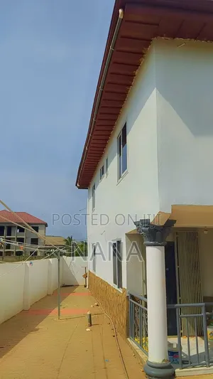 5bdrm House in Community 25 for sale