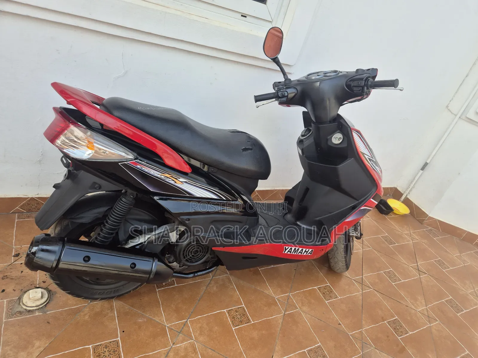 Yamaha 2009 Red