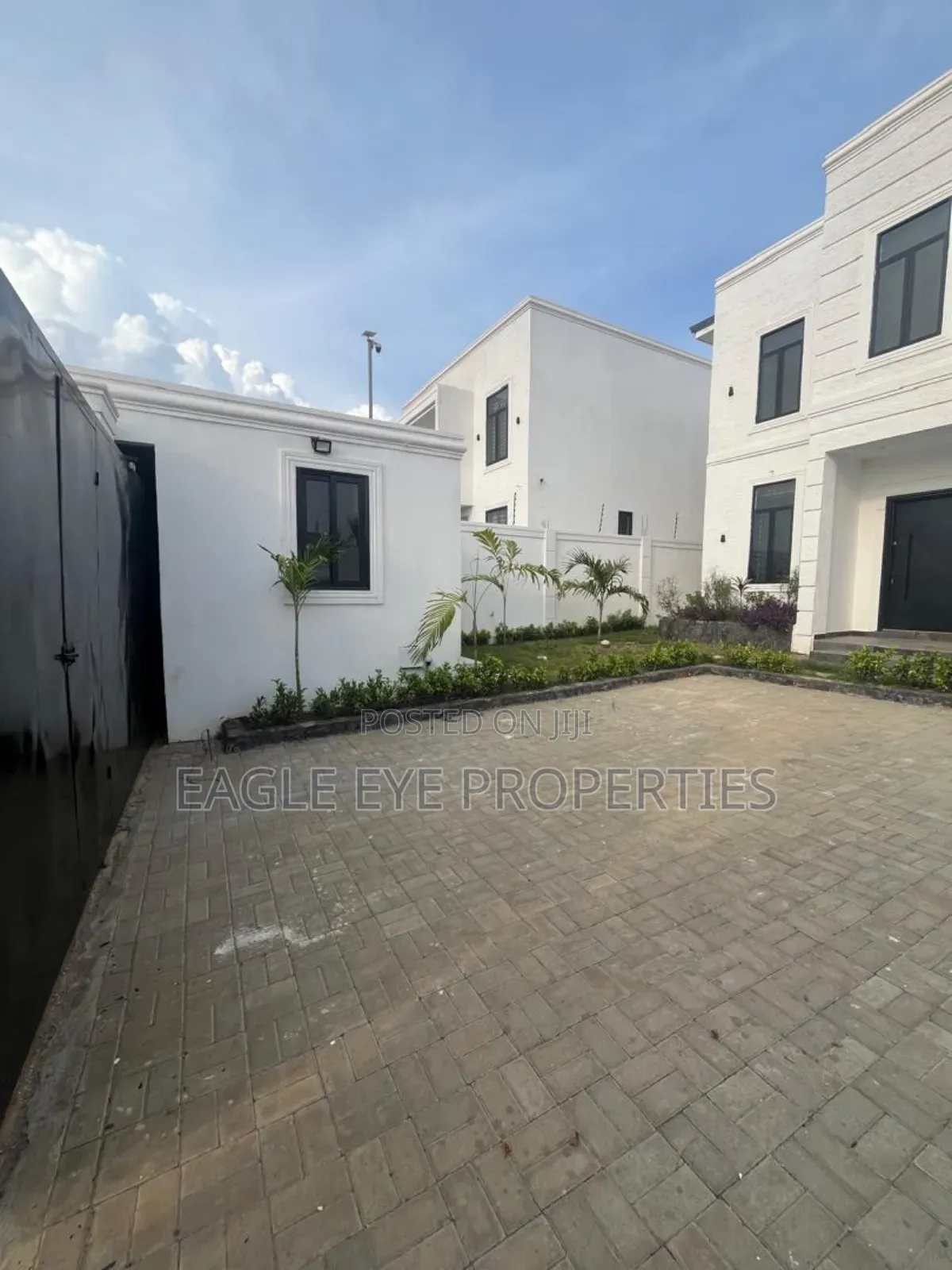 4bdrm House in School Junction for sale