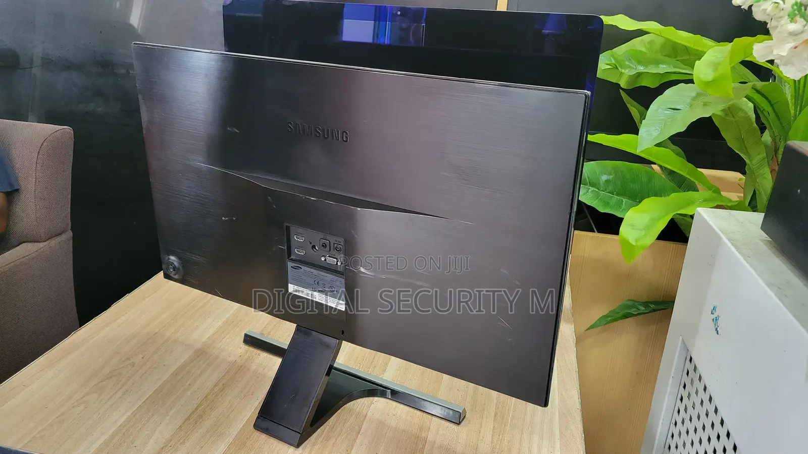 Samsung 27 Inch Wide Viewing Angle Led Monitor