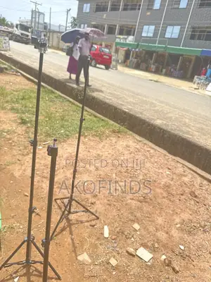 Phone Tripod With Holder
