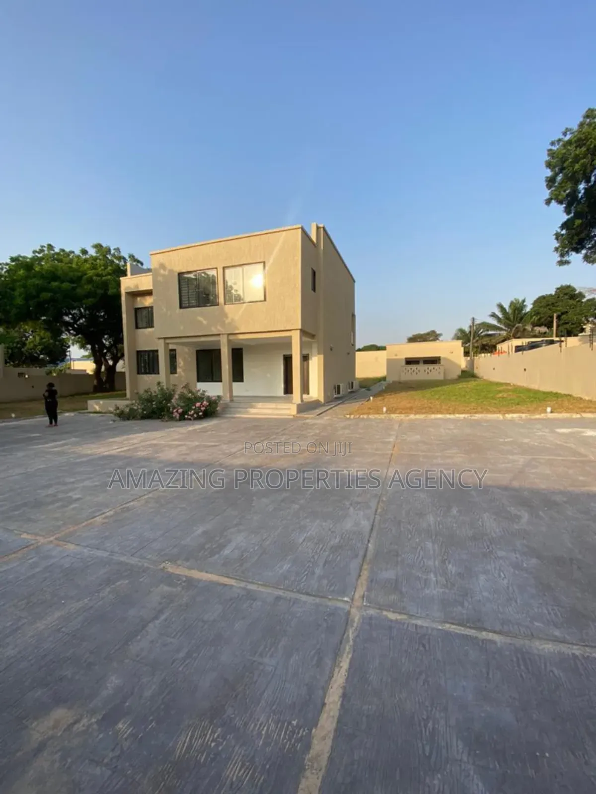 4bdrm House in Cantonments, Community 25 for rent