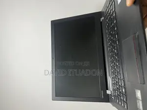 Laptop Lenovo V510 8GB Intel HDD+SSD 640GB