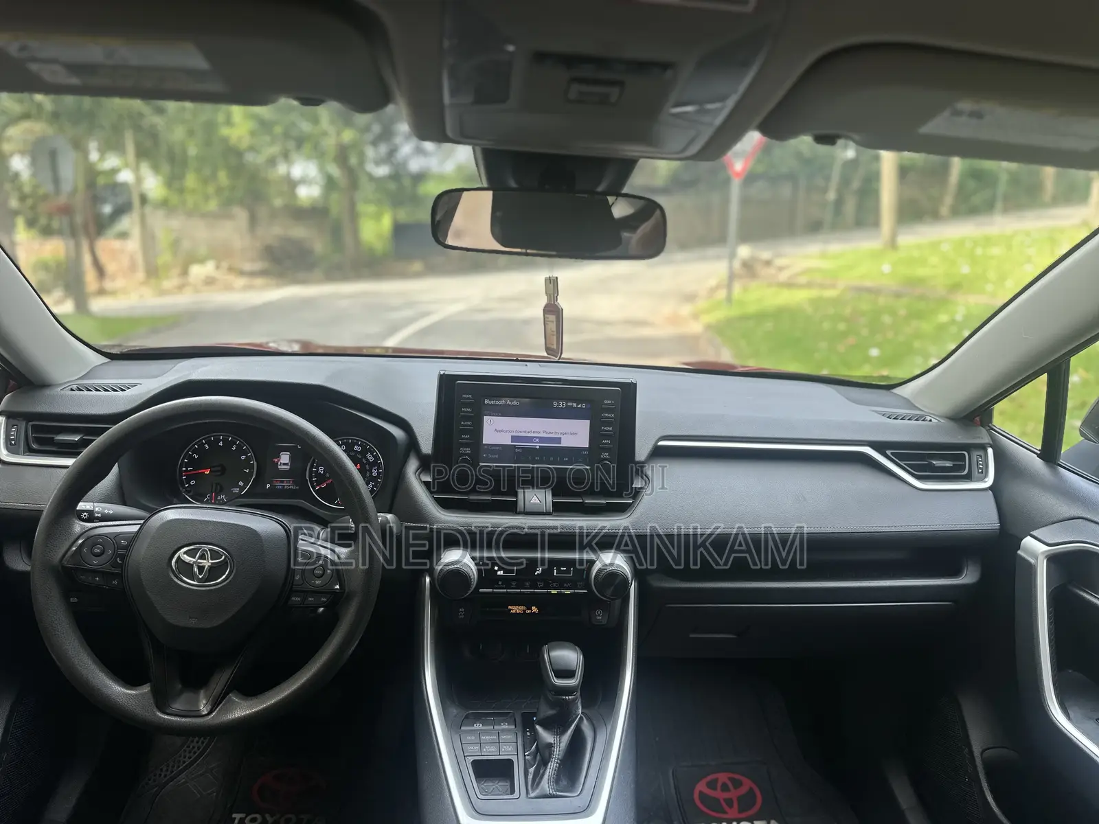 Toyota RAV4 LE AWD 2019 Burgundy