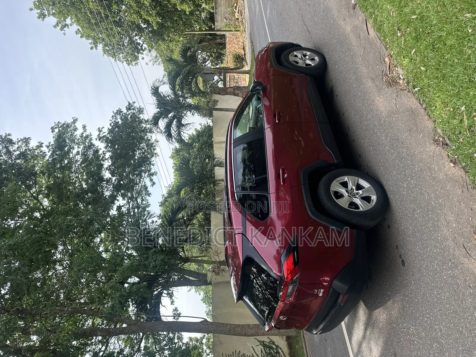 Toyota RAV4 LE AWD 2019 Burgundy