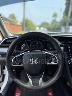 Honda Civic EX Sedan 2018 White
