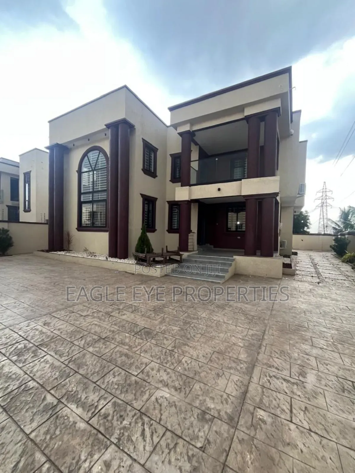 4bdrm House in School Junction for sale
