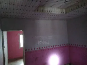 1bdrm Room & Parlour in Survivorestates, Manhean for rent