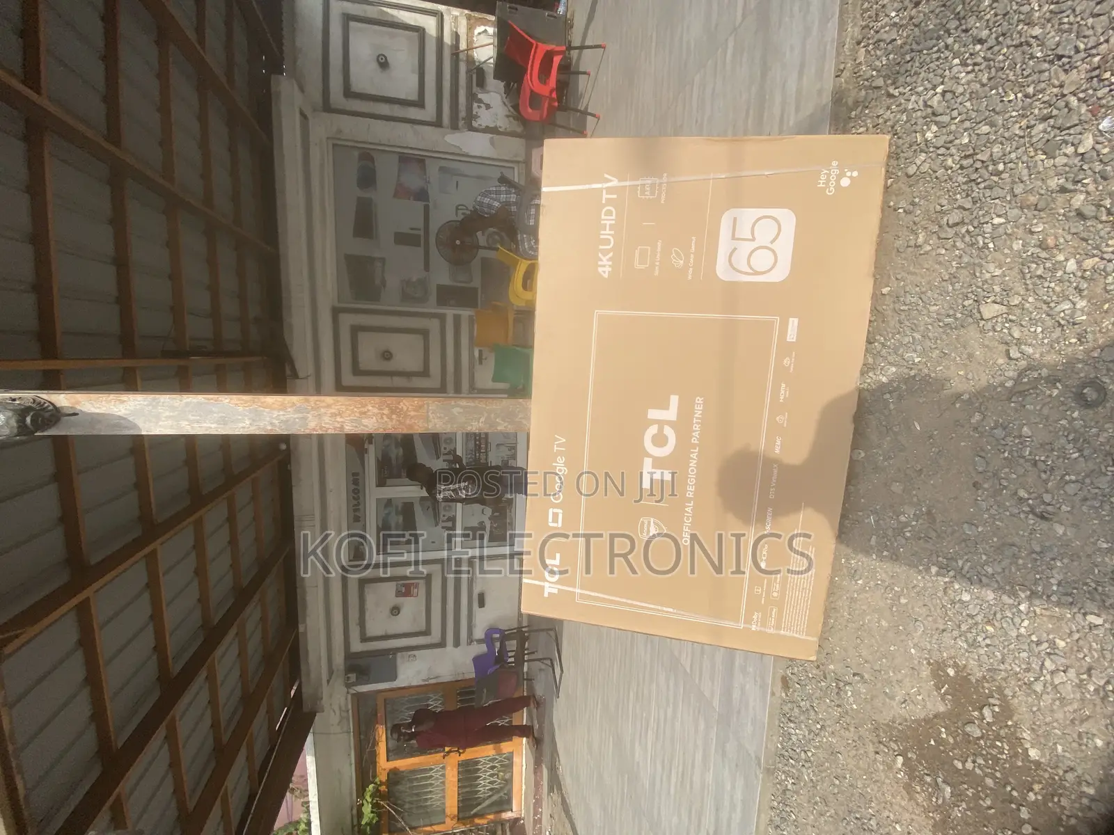 TCL 65 Delivers a Glamorous and Immersive Visual Experience